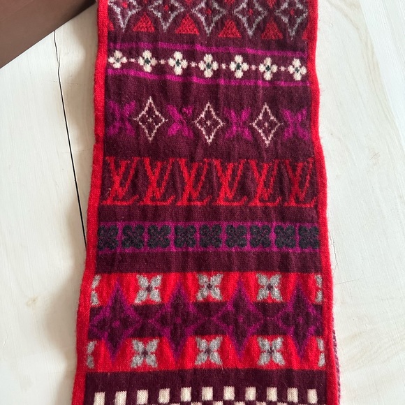 LOUIS VUITTON Rare Runway 100% thick Cashmere 7 FT Fair isle Intarsia Scarf 🧣 - Picture 12 of 13